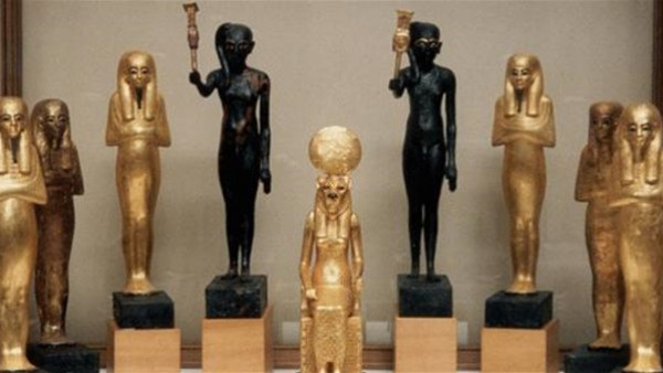 القاهرة تنفي بيع قطع أثرية مصرية لصالح "المتحف البريطاني"