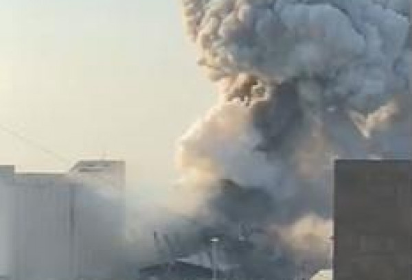 إيران تُعلق على انفجار بيروت الغامض