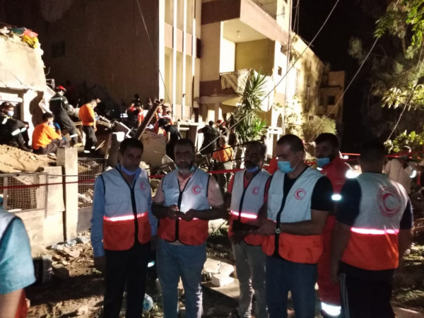جمعية الهلال الأحمر الفلسطيني تُشارك بأعمال الإغاثة بانفجار العاصمة بيروت