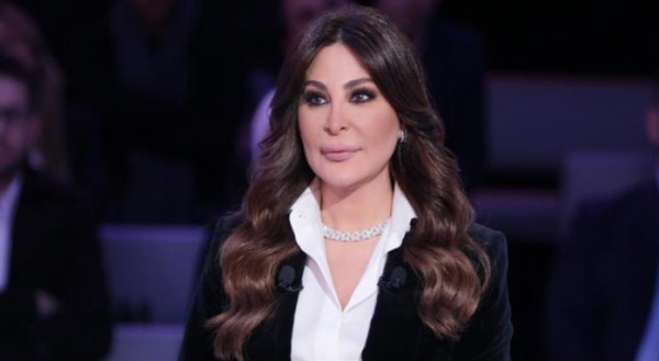 إليسا تعتذر عن تأييدها لأي حزب لبناني