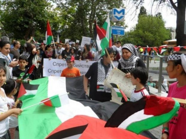 الجالية الفلسطينية ببلغاريا: الاتفاق الإماراتي الإسرائيلي يمثل طعنة في ظهر الشعب الفلسطيني