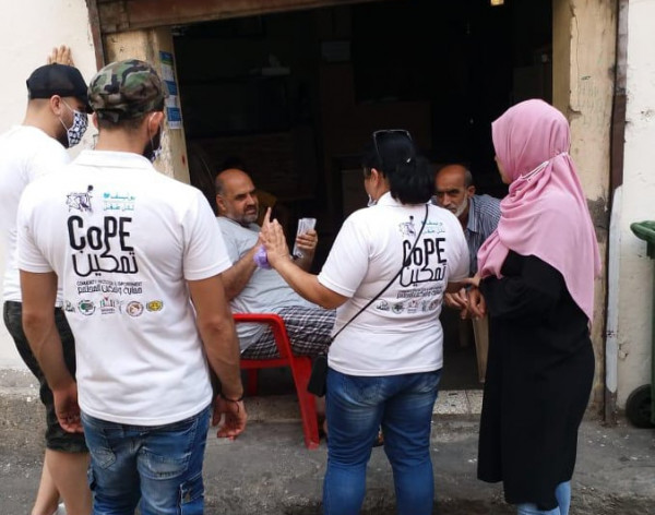 حملة تجوب أحياء مخيم المية ومية للتوعية حول سبل الوقاية من فيروس "كورونا"