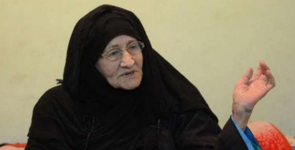 مصر: آمنة دهشان أول فدائية تحمل رخصة سلاح: تزوجت بمهر 60 جنيها