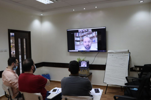 بذور والفتيات الخريجات ينظمان مناظرة شبابية حول الشباب والمصالحة الوطنية