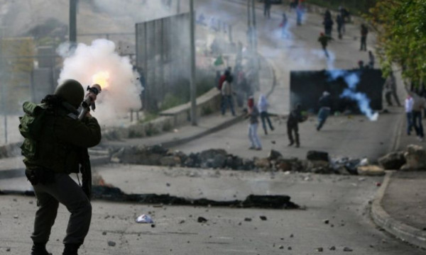 مواجهات مع قوات الاحتلال على المدخل الشمالي لمدينة البيرة
