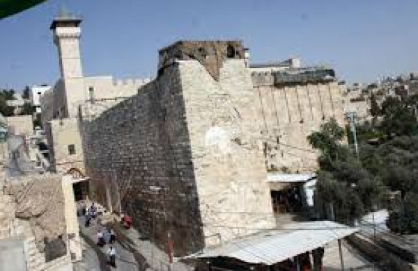 الاحتلال يُغلق الحرم الإبراهيمي على فترات بسبب الأعياد اليهودية