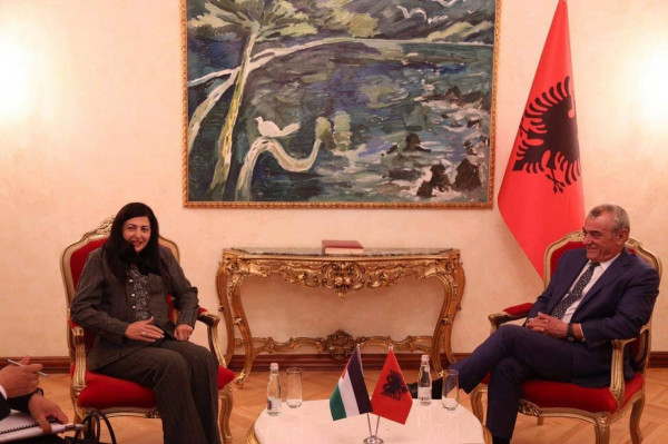 سفير فلسطين بألبانيا تجتمع مع رئيس البرلمان