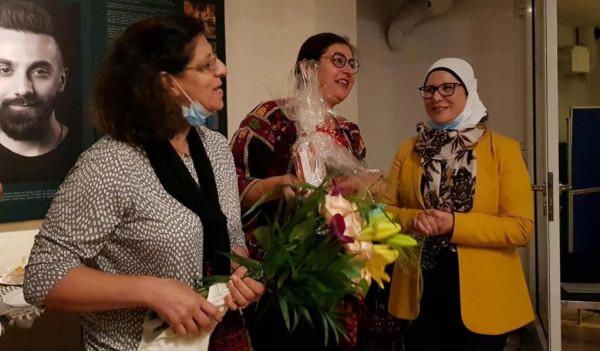 جمعية المرأة الفلسطينية الألمانية تنظم ندوة ثقافية حول مرض السرطان