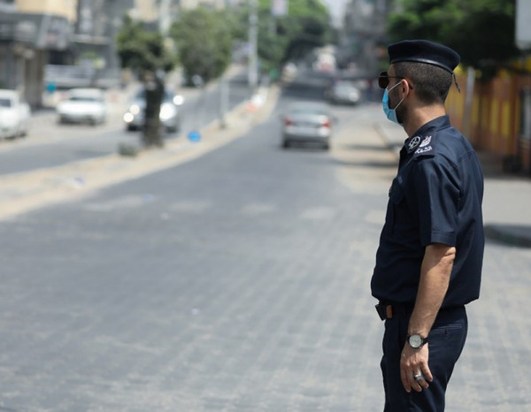 غزة: إغلاق 89 منشأة مخالفة لإجراءات الوقاية والسلامة