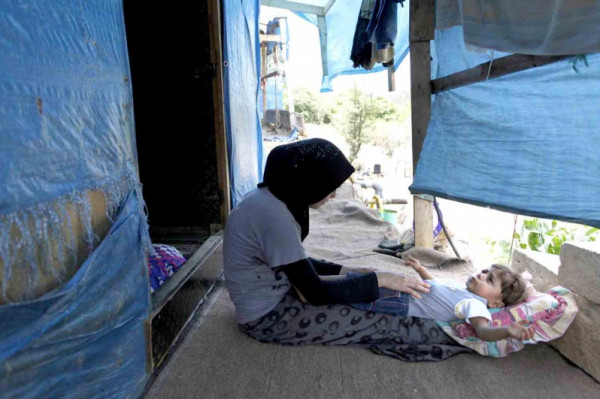 مطربة سورية تثير الجدل بدعوتها بعدم الإنجاب في مخيمات اللاجئين  9999078304