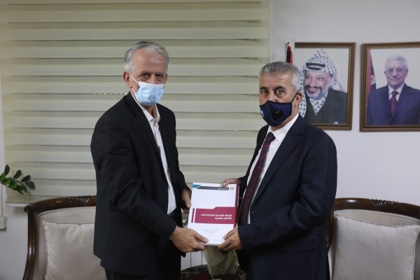 الحكم المحلي والمجلس الأعلى يبحثان آليات تدريب الموظفين على استخدام مجموعة الوثائق القياسية
