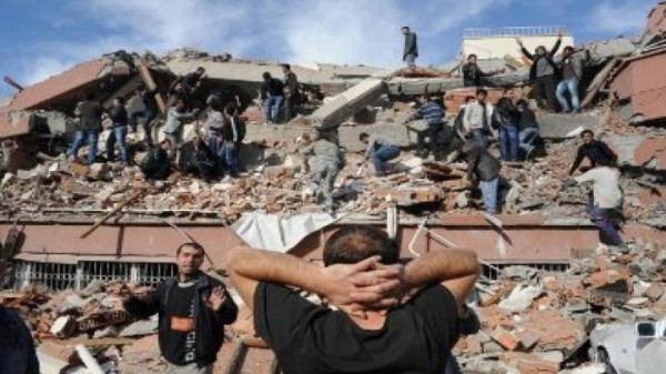 زلزال ثانٍ بقوة 5.1 يضرب سواحل تركيا بعد إزمير