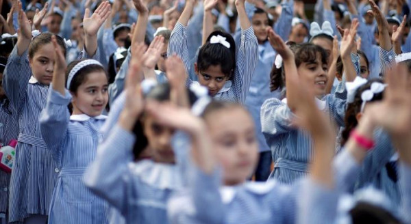 "التربية" واتحاد المعلمين يتفقان على انتظام الدوام بالمدارس غداً كالمعتاد