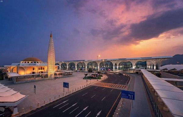 مطار الأمير محمد بن عبد العزيز يحصل على "الاعتماد الدولي الصحي للسفر الآمن"