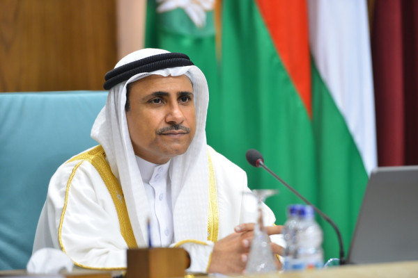 رئيس البرلمان العربي يهنئ رئيسة مجلس النواب بمملكة البحرين
