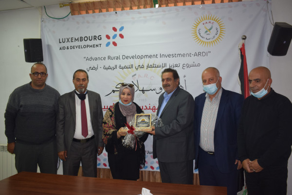 وزارة التنمية الاجتماعية تكرم الإغاثة الزراعية تقديرا لجهودها