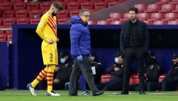 مصائب برشلونة تتوالى.. بيكيه مُهدد بالغياب 6 أشهر