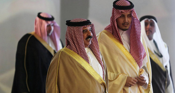 الرئيس الإسرائيلي يستقبل وفدًا بحرينيًا يضم ممثلين عن العائلة المالكة