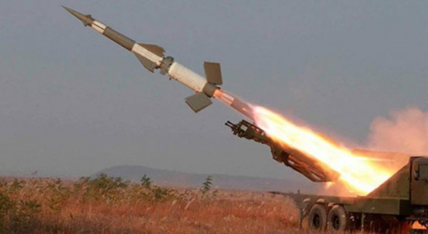 اليمن.. صاروخ حوثي يسقط على محافظة صعدة