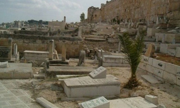 الأردن يُدين هدم الاحتلال درج مقبرة اليوسفية في القدس