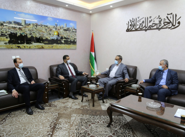النائب العام بغزة: سنلاحق من يخالف قرار اللجنة الحكومية لمتابعة أزمة المولدت الكهربائية