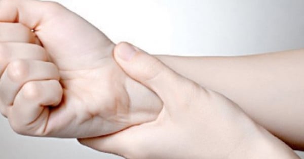 ما هي أعراض وأسباب التهاب الأعصاب الطرفية