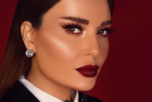 شاهدي أبرز أساليب مكياج النجمات 2020