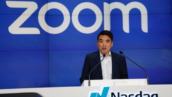 تطبيق (zoom) يواجه فضيحة تسريب بيانات المستخدمين