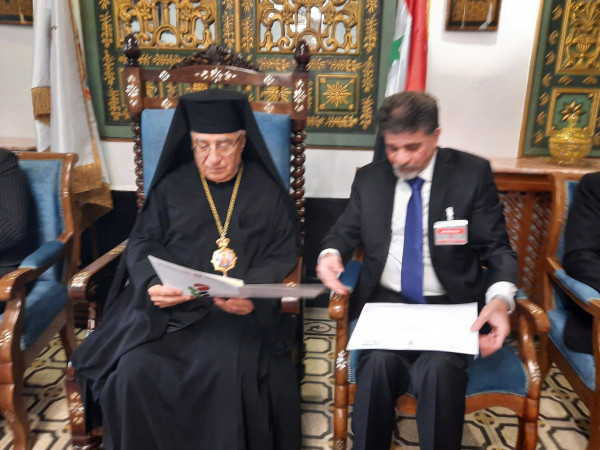 باسم الرئيس.. السفير عبد الهادي يهنئ الكنائس المسيحية في سوريا بعيد الميلاد