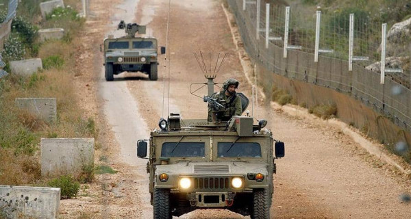 إصابات بين جنود الاحتلال جراء انفجار قنبلة بدورية إسرائيلية على الحدود اللبنانية