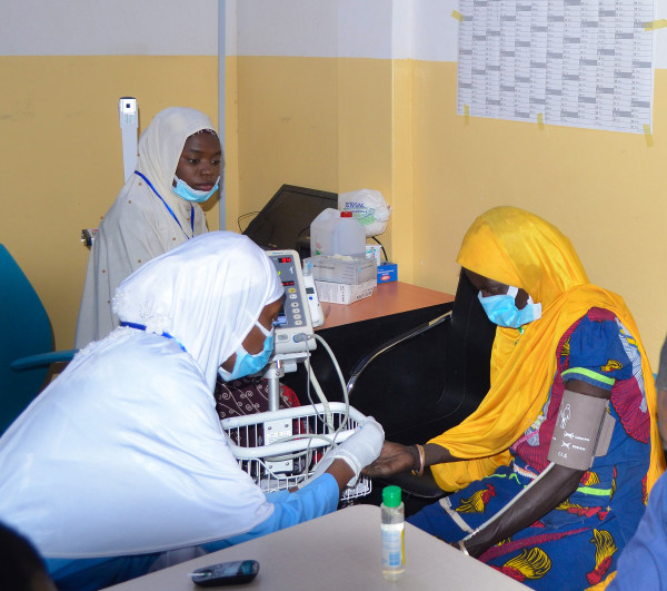 قطر الخيرية تكافح العمى في ثلاث ولايات بنيجيريا
