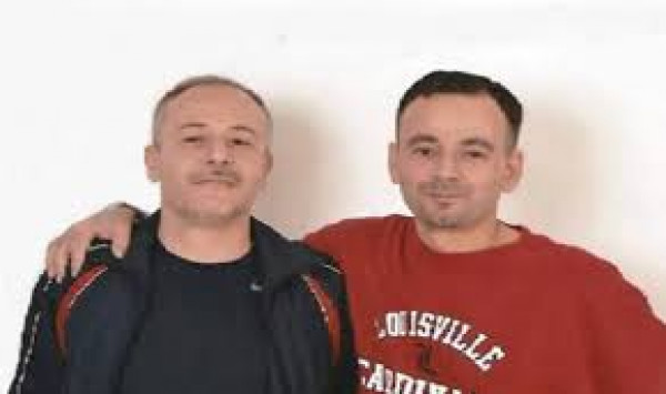 الأسيران ناصر ومحمود أبو سرور يدخلان عامهما الـ(29) في سجون الاحتلال