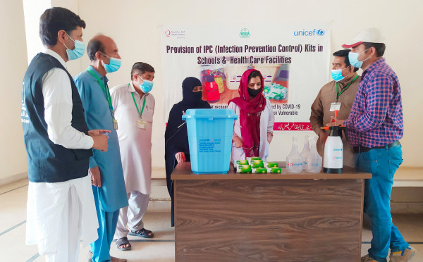 بالشراكة مع اليونيسف.. قطر الخيرية تنفذ حملة للمتضررين من (كورونا) في باكستان