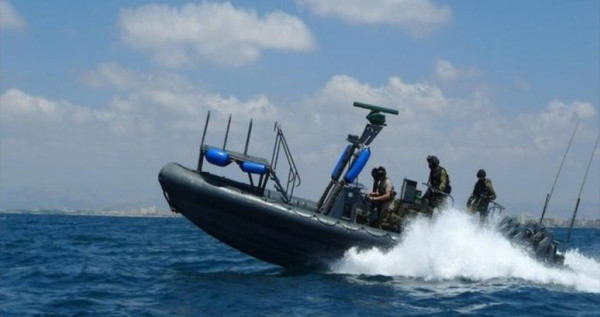 زوارق الاحتلال تُدمر شباك الصيادين في عرض البحر وسط القطاع