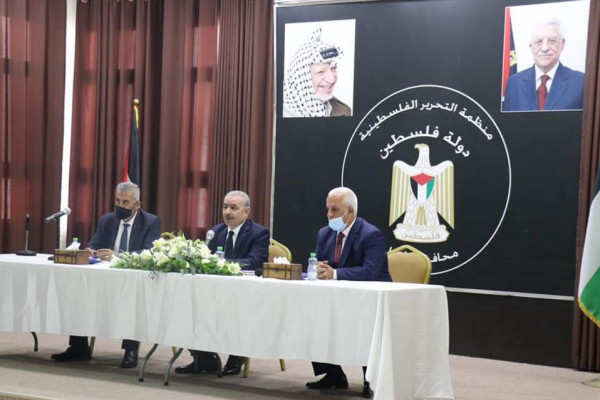 الملتقى ومؤسسات القطاع الخاص يعقد لقاء مع رئيس الوزراء الفلسطيني