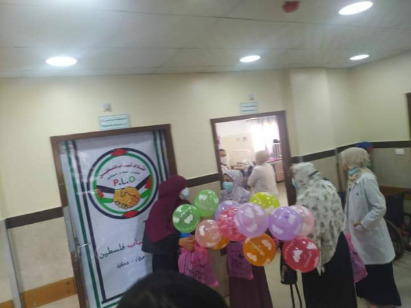 بالصور.. ائتلاف شباب فلسطين ينفذ مبادرة "دفا وعفا" شمال غزة