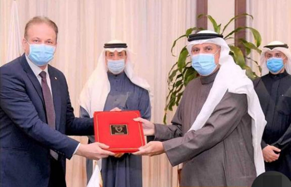 اتفاق تعاون بين "أبوغزاله" ووزارة "العمل البحرينية" لتدريب الباحثين عن عمل