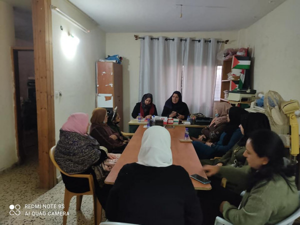اتحاد لجان العمل النسائي يعقد اجتماعا لمكتب المحافظة في قلقيلية للتحضير للانتخابات