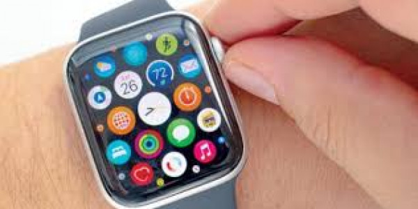آبل تقدم إصلاحات مجانية لأجهزة Apple Watch.. تعرف عليها