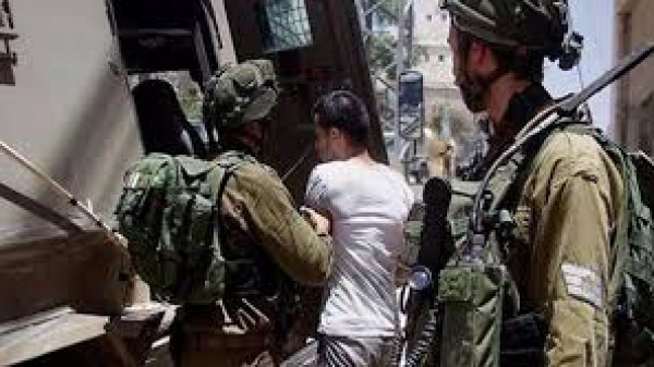 قوات الاحتلال تعتقل ثلاثة شبان دافعوا عن مواطنة مقدسية