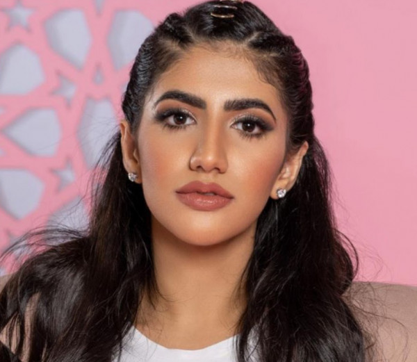 شاهدي: صيحات جمالية عصرية من نور ستارز