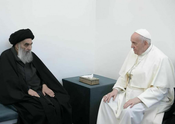العراق: انتهاء لقاء تاريخي بين بابا الفاتيكان والمرجع الشيعي السيستاني في النجف