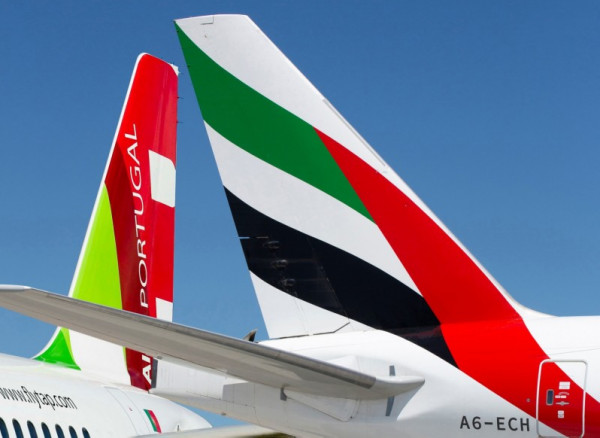 طيران الإمارات و"تاب" البرتغالية توسّعان شراكتهما الاستراتيجية