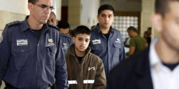 يوم الطفل الفلسطيني.. 85% من الأطفال المعتقلين في 2020 تعرضوا للعنف الجسدي