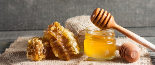 ما سبب عدم انتهاء صلاحية العسل ؟