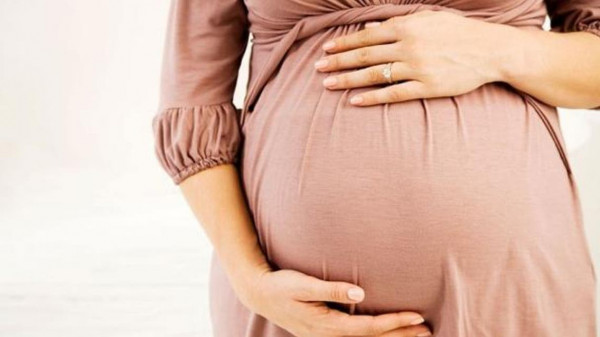 ما محظورات الصيام للحامل في الشهور الأولى ؟