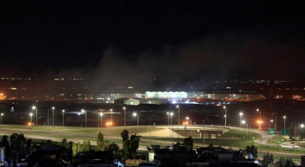 شاهد: صاروخ يستهدف القاعدة الأميركية في مطار أربيل بالعراق