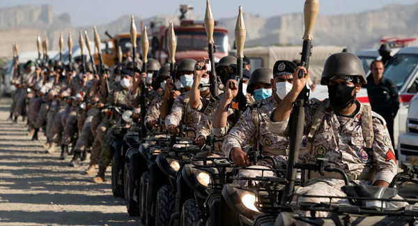 خامنئي يدعو الجيش الإيراني لرفع جاهزيته وسط توتر مع إسرائيل