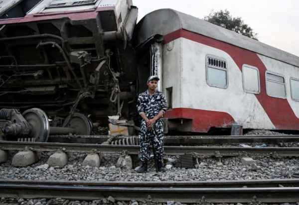 مصر: إقالة رئيس هيئة السكك الحديدية بعد كارثة "طوخ"