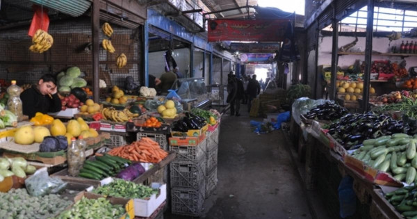 غزة: إصابة 4 مواطنين إثر سقوط سقف محل بسوق فراس